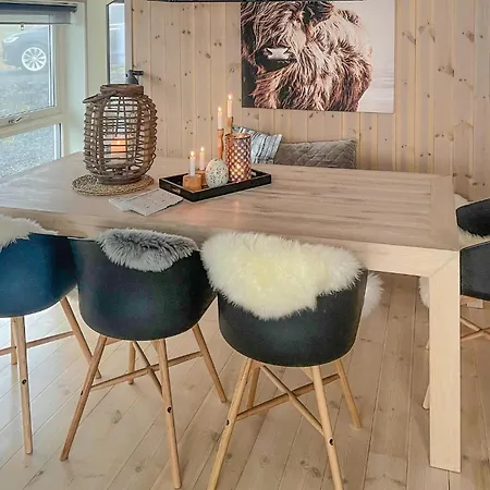 Nice In With House A Mountain View * Etnedal